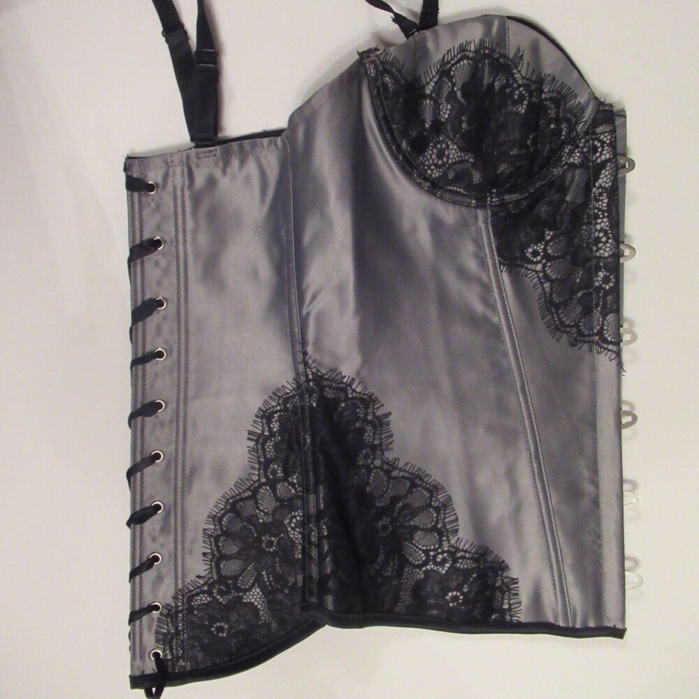 Stunning Silver Corset with Black Eyelash Lace Embellishments Overbust - Picture 9 of 14